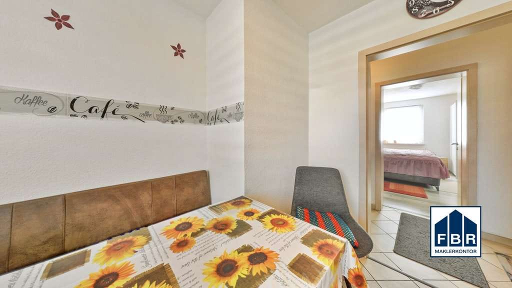 Immobilie in Siemz-Niendorf - Perfekte Anlage! Schmucke Wohnung in gepflegten Mehrfamilienhaus - Bild 4