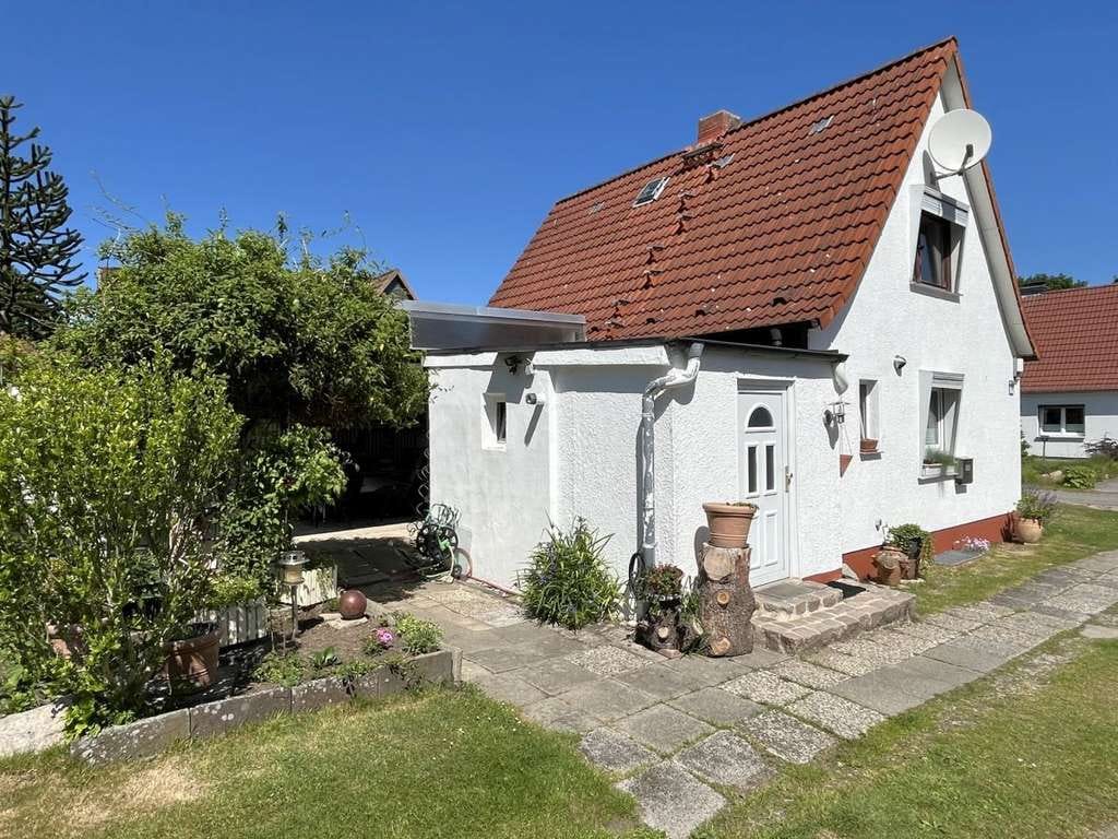 Immobilie in Quarnbek - Täglich Ferien von der Stadt – kleines EFH mit großem Garten in Flemhude - Bild 4