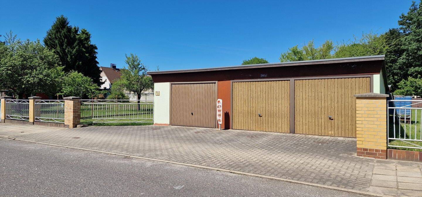 Immobilie in Lauchhammer - Brauchen Sie etwas mehr Platz?  Großes Einfamilienhaus mit schönem Grundstück im Zentrum von Lauchhammer - Bild 3