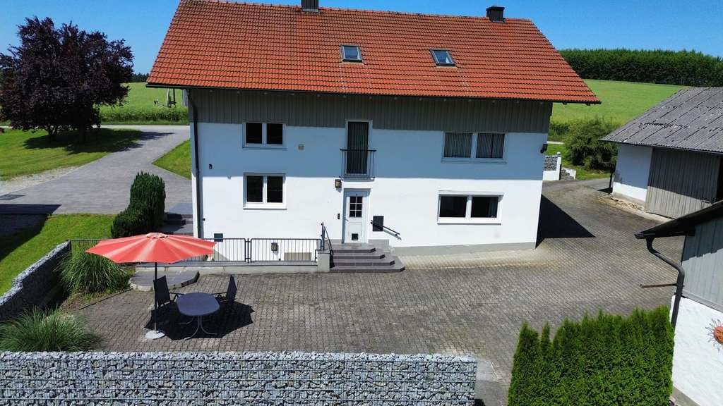 Immobilie in Vilshofen an der Donau - Traum-Zweifamilienhaus in idyllischer Alleinlage für Naturliebhaber - mit unbefristetem Wohnrecht - Bild 3