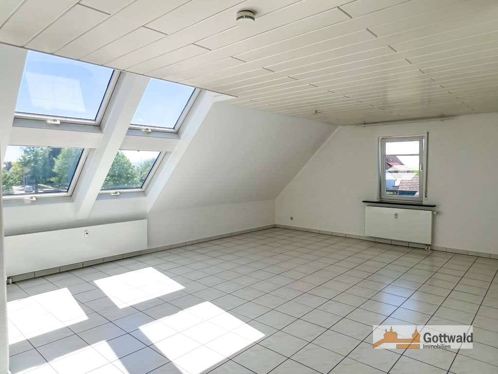 Immobilie in Baltmannsweiler - Seltene Gelegenheit Dachgarten-Maisonette-Whg. mit Terrasse als grünes Wohnzimmer in Baltmannsweiler - Bild 1