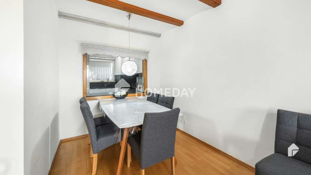 Immobilie in Baindt - Lichtdurchflutete Maisonettewohnung mit Haus-Charakter und Loggia – Ihr neues Zuhause - Bild 2