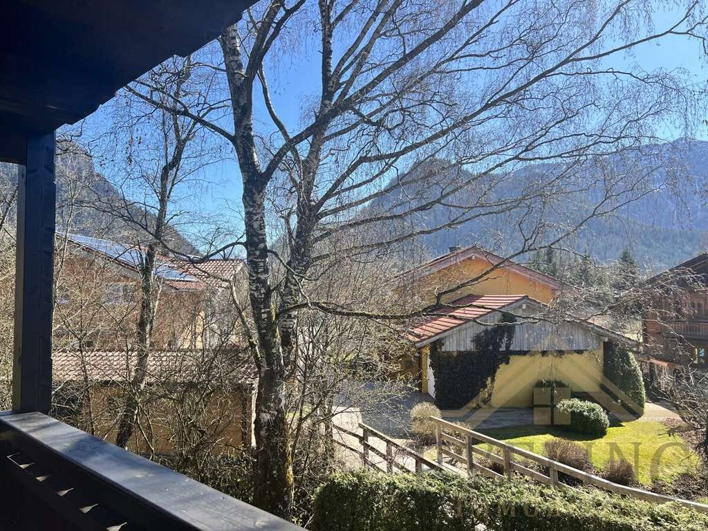 Immobilie in Inzell - Charmante 2-Zimmer-Ferienwohnung mit 2 Balkonen und TG-Stellplatz im beliebten Inzell - Bild 3