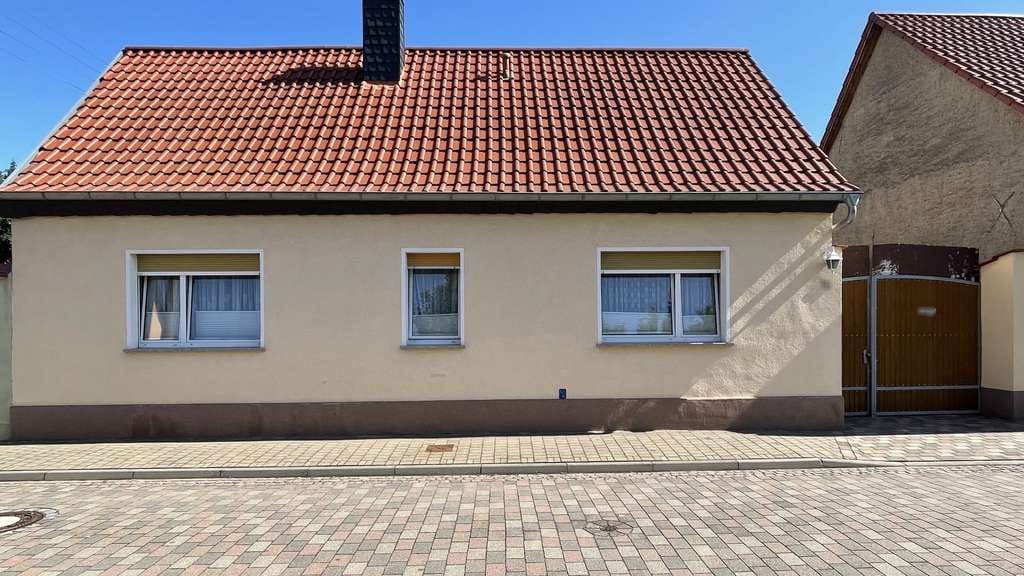 Immobilie in Ilberstedt -  Einfamilienhaus in ruhiger Lage!  - Bild 0