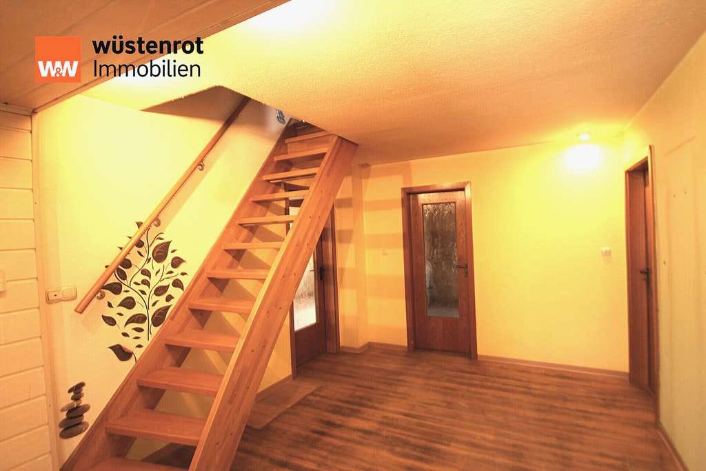 Immobilie in Grevenbroich - Einzigartige Maisonette-Wohnung mit Gartennutzung in Grevenbroich - Bild 2