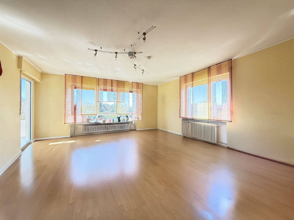 Immobilie in Rüdesheim am Rhein - Großes 3 Familienhaus mit 2 Balkonen und schönem Garten - Bild 3