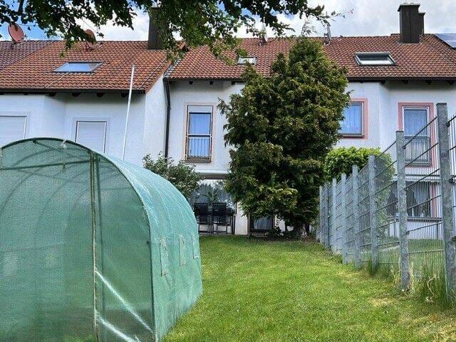 Immobilie in Dietersheim - Geräumiges Reihenmittelhaus mit Garage & Garten - kurzfristig beziehbar! - Bild 2