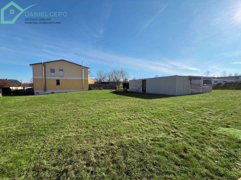 Immobilie in Bösleben-Wüllersleben - 217 m² Penthousewohnung mit separatem Eingang, Sauna & Garten + zwei hochwertige Mietwohnungen - Bild 1