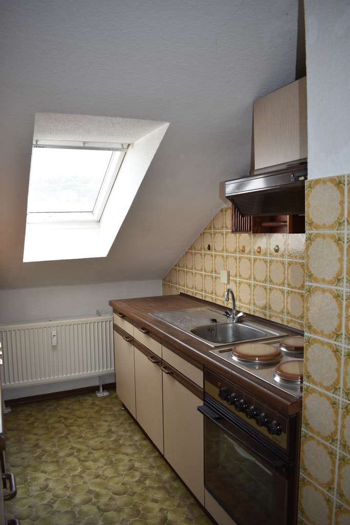 Immobilie in Bovenden - Freie &. solide Dachgeschosswohnung in 37120 Bovenden-Energiekl. "C" - Bild 3