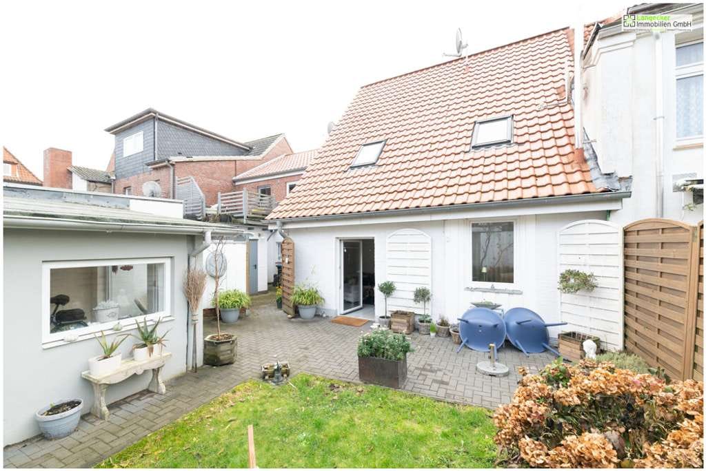 Immobilie in Engelbrechtsche Wildnis - Glückstadt: Sehr gepflegtes, vermietetes Zweifamilienhaus in historischer Innenstadt - Bild 2