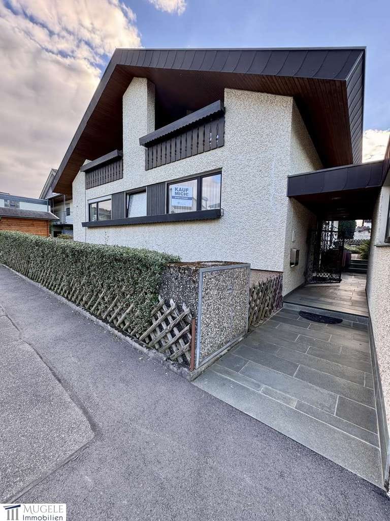 Immobilie in Gärtringen - Licht, Raum & Lebensfreude – freistehendes Einfamilienhaus mit Wintergarten in Gärtringen- Rohrau! - Bild 2