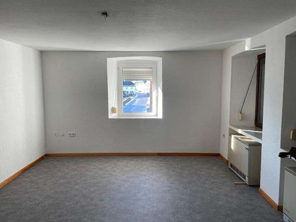 Immobilie in Mehren - Vulkaneifel nähe Daun - MFH mit ca. 16.000,- € NJKM. und viel Potential sucht neuen Eigentümer - Bild 3