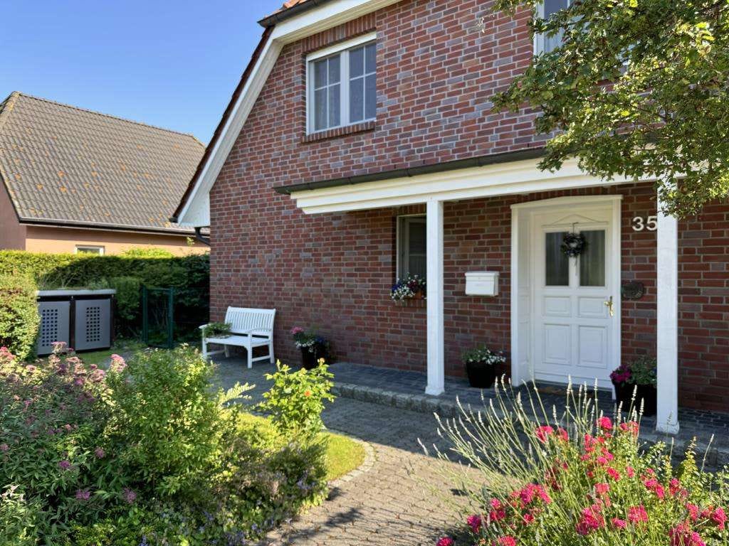 Immobilie in Dierhagen - Einfamilienhaus mit malerischem Garten - Bild 2