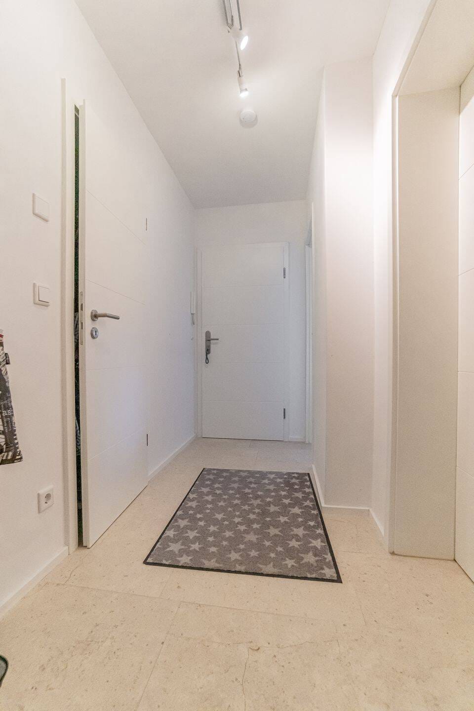 Immobilie in Babensham - Sehr schöne 2 Zimmerwohnung mit Balkon und Einbauküche - Bild 1