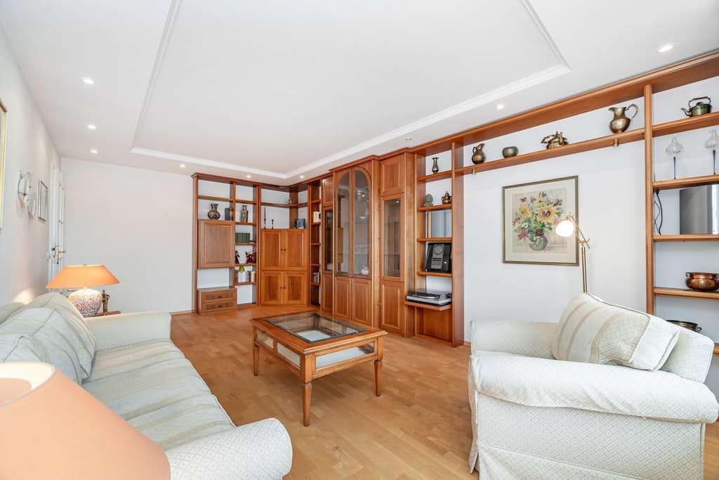 Immobilie in Haar - Charmante 3,5-Zimmer-Wohnung mit Lift / Wohlfühlatmosphäre in ruhiger Lage - Haar - Bild 3