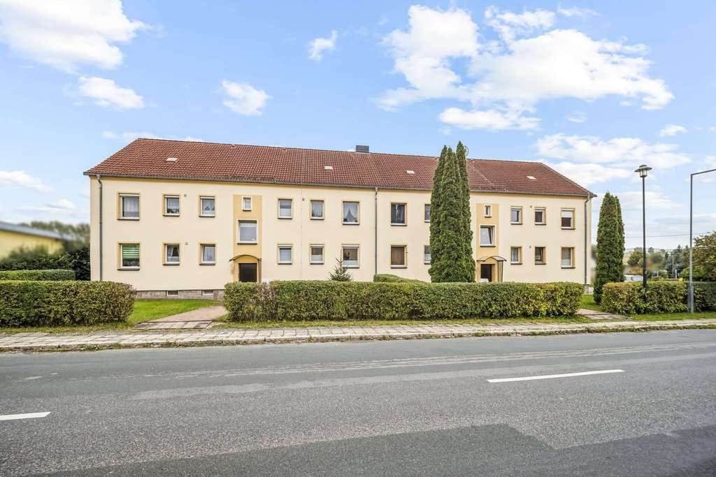 Immobilie in Panschwitz-Kuckau - Panćicy-Kukow - Charmante 3-Raum-Wohnung in gepflegtem Mehrfamilienhaus – ideal für Eigennutzer oder Anleger - Bild 0