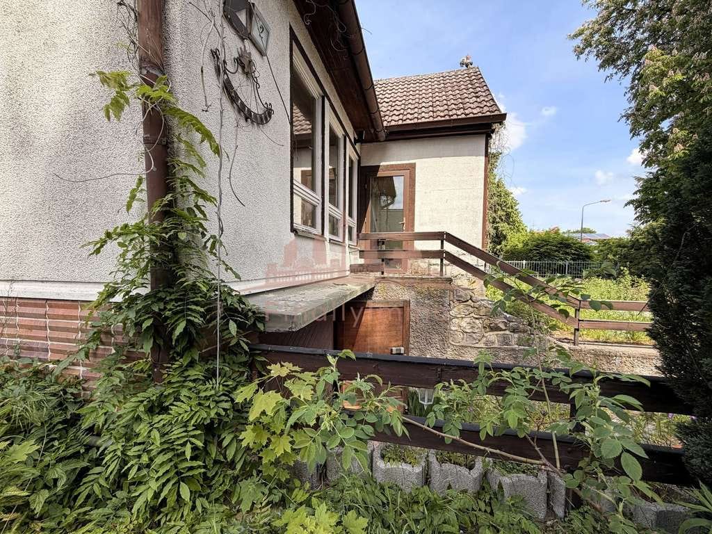 Immobilie in Grünheide (Mark) - Freistehendes Einfamilienhaus mit Entwicklungspotenzial, nur eine Gehminute vom Peetzsee entfernt. - Bild 2