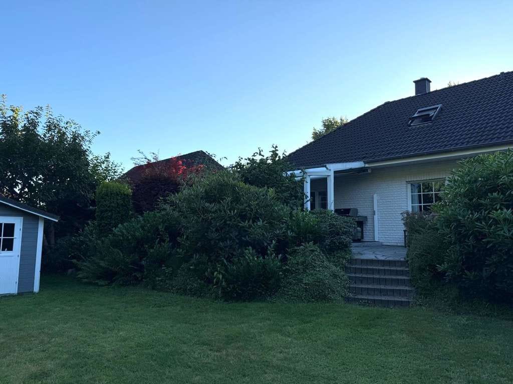 Immobilie in Heiligenstedten - Wohnen am Wald: Einfamilienhaus in Heiligenstedten - Bild 1