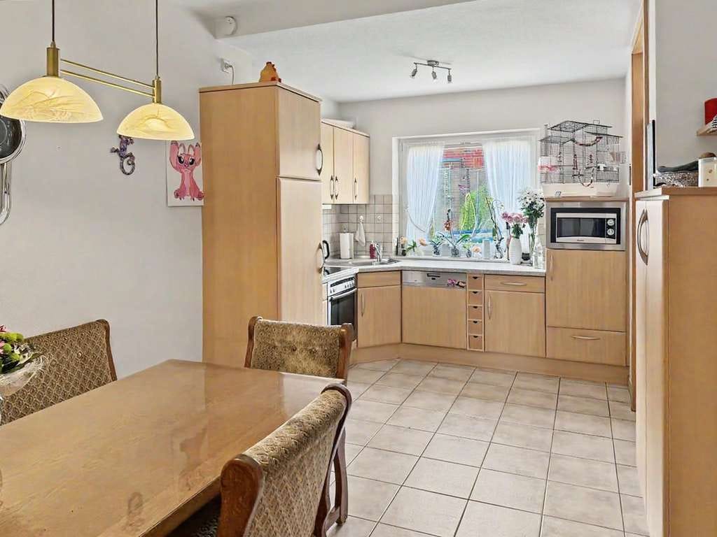 Immobilie in Raesfeld - Großzügiges Zweifamilienhaus mit großem Grundstück und vielseitigen Nutzungsmöglichken in Raesfeld - Bild 3