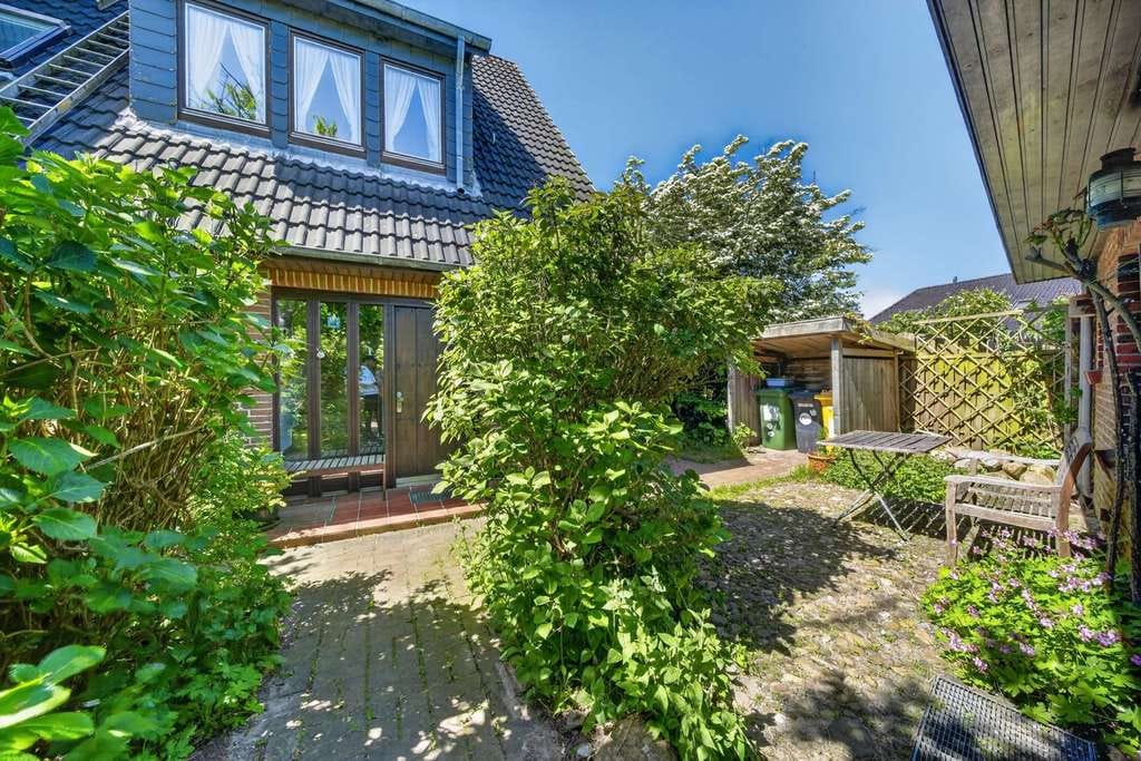 Immobilie in Sylt - Reihenendhaus mit Garage und schönem Gartenteil nahe der Salzwiesen im Süden von Westerland - Bild 3