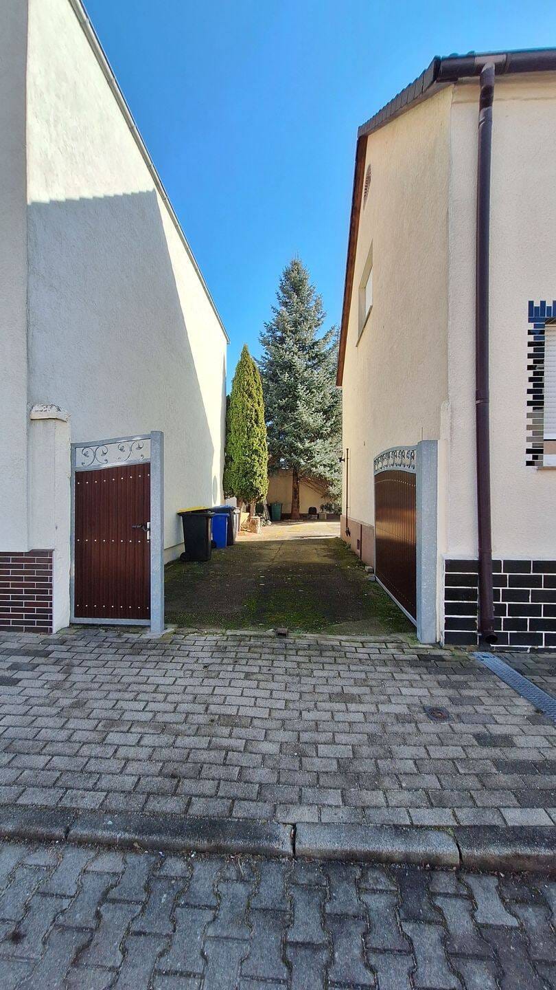 Immobilie in Genthin - Doppelhaushälfte in ruhiger Stadtlage von 39307 Genthin (Sachsen-Anhalt) - Bild 1