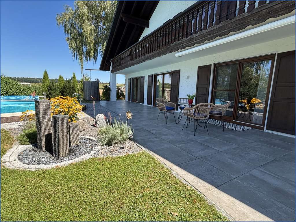 Immobilie in Schrobenhausen - Stilvolle Landhausvilla 
- energieeffizient und repräsentativ! - Bild 3