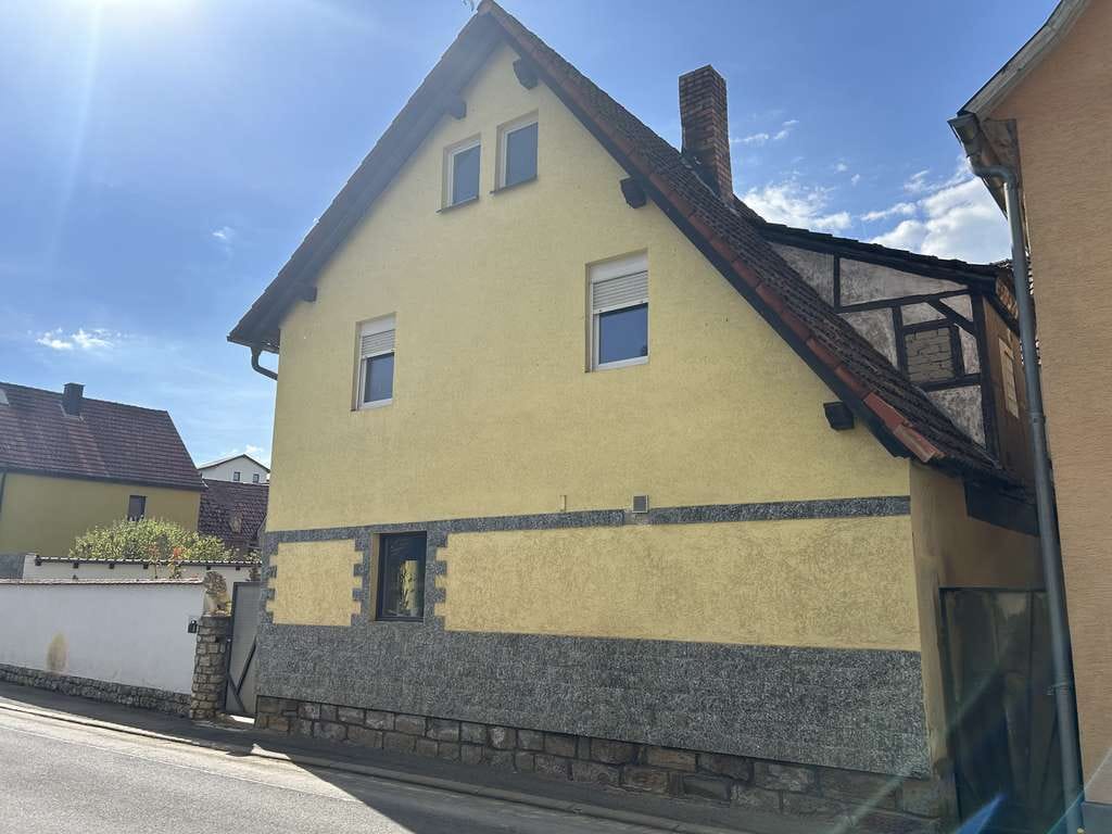 Immobilie in Üchtelhausen - Bezahlbares Wohnen!!! Einfamilienhaus mit viel Platz - Bild 3