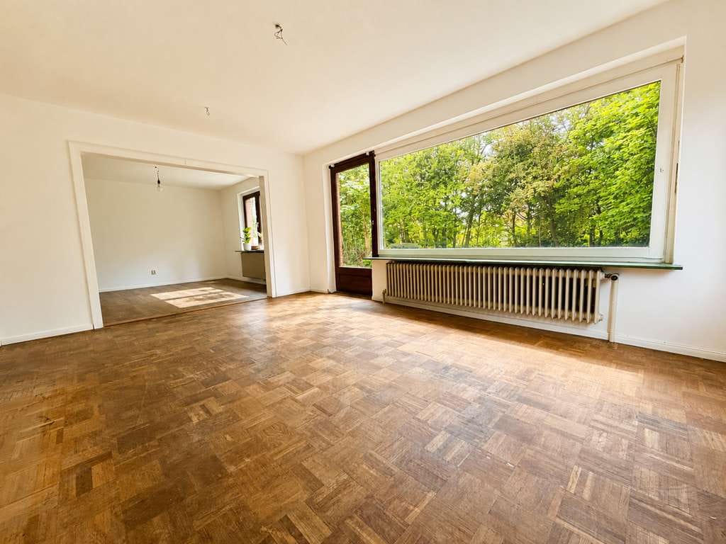 Immobilie in Meldorf - Renovierungsbedürftiges Einfamilienhaus mit Einliegerwohnung in ruhiger Wohnlage von Meldorf! - Bild 2