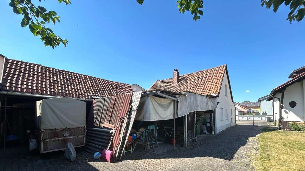 Immobilie in Schwandorf - Vielseitiges Objekt  mit Entwicklungspotenzial in ruhiger Lage - Bild 3