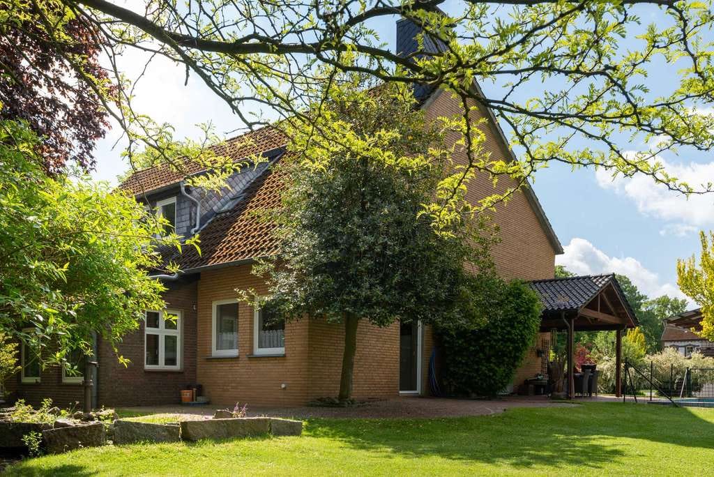 Immobilie in Rotenburg - Urlaubsgefühl mit eigenem Pool - Bild 3