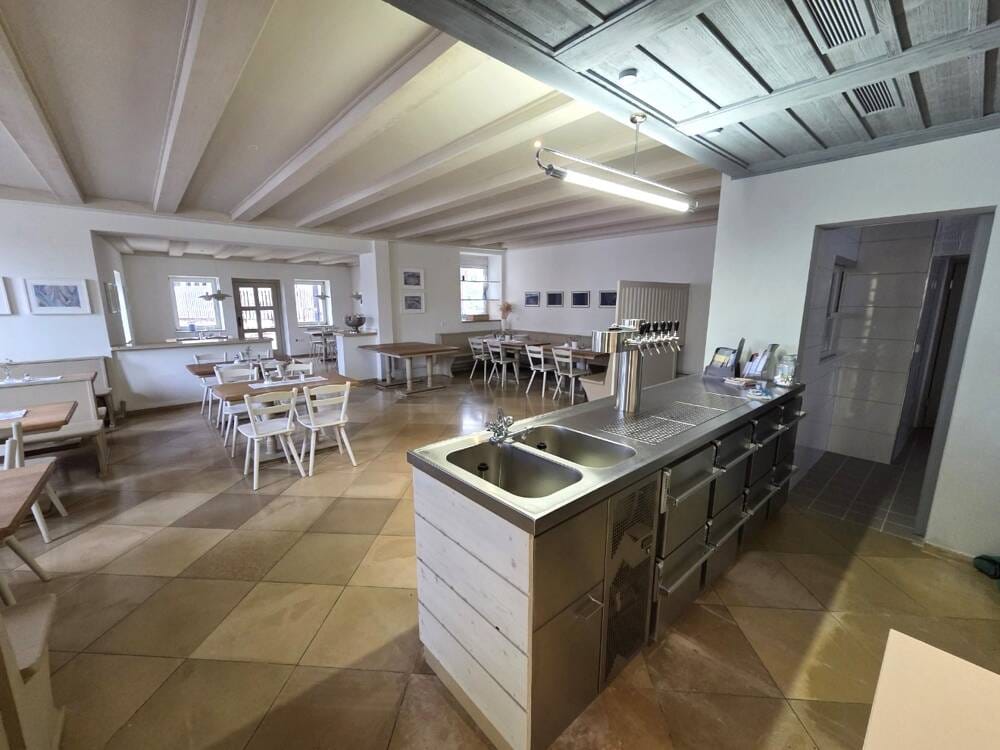 Immobilie in Solnhofen - "Senefelder Hof" Gasthof mit Fremdenzimmer und Saal! - Bild 1