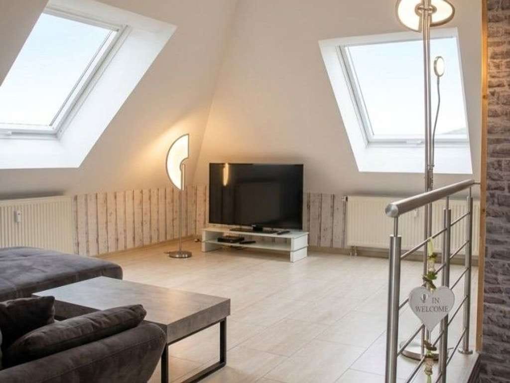 Immobilie in Maulburg - Großzügige 5-Zimmer-Dachgeschosswohnung in einem denkmalgeschützten Wohnensemble in Maulburg - Bild 3