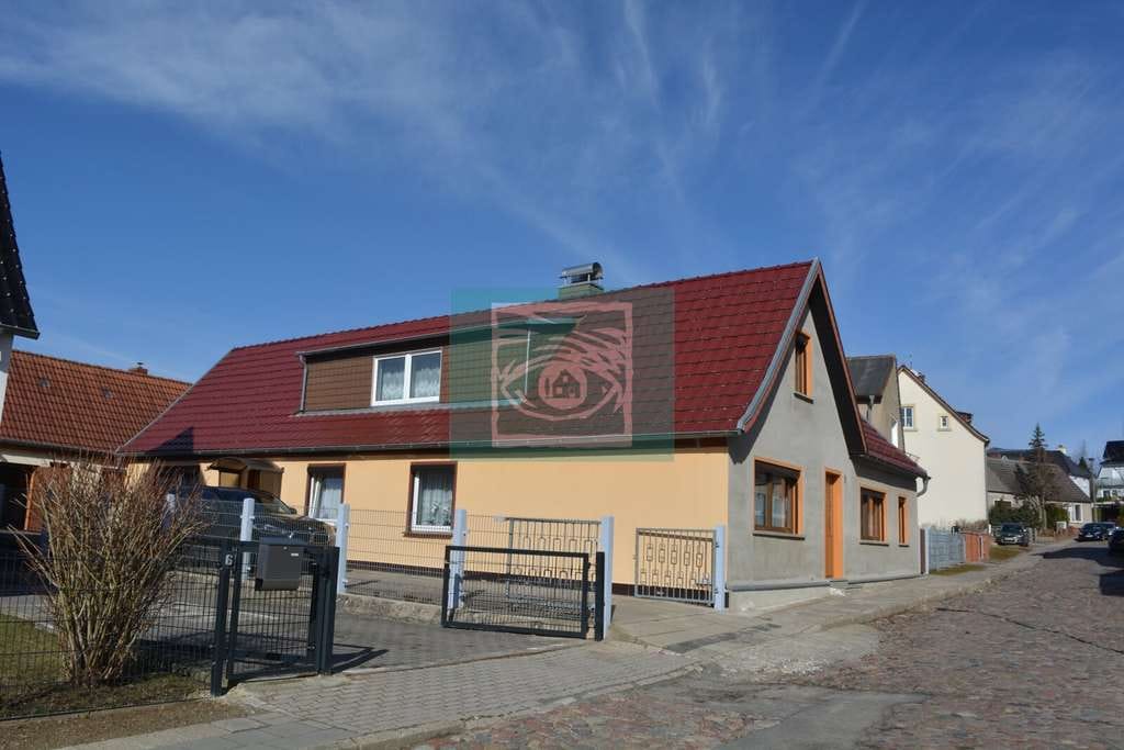 Immobilie in Bergen auf Rügen - Großes Einfamilienhaus mit ELW und viel Nebengelass in Bergen auf Rügen! - Bild 3