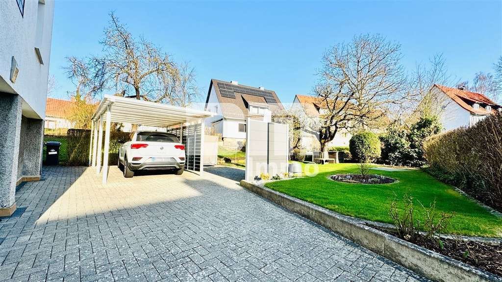Immobilie in Niestetal - Modernisiertes Ein- bis Zweifamilienhaus mit Maisonettebereich in Traumlage - Bild 3