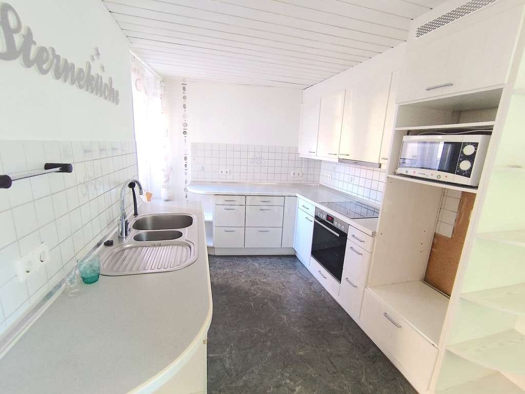 Immobilie in Warburg - MODERNISIERTES EINFAMILIENHAUS IN GUTER LAGE VON WARBURG!  - Bild 3