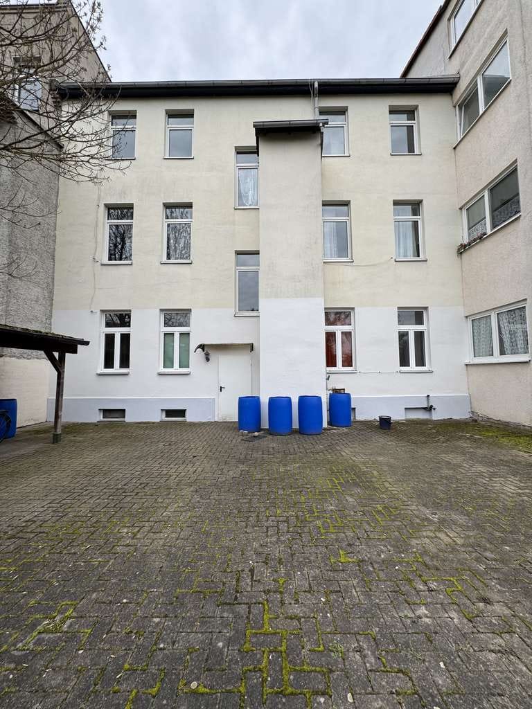 Immobilie in Köthen (Anhalt) - Attraktive Kapitalanlage: Mehrfamilienhaus mit Entwicklungspotenzial - Bild 2