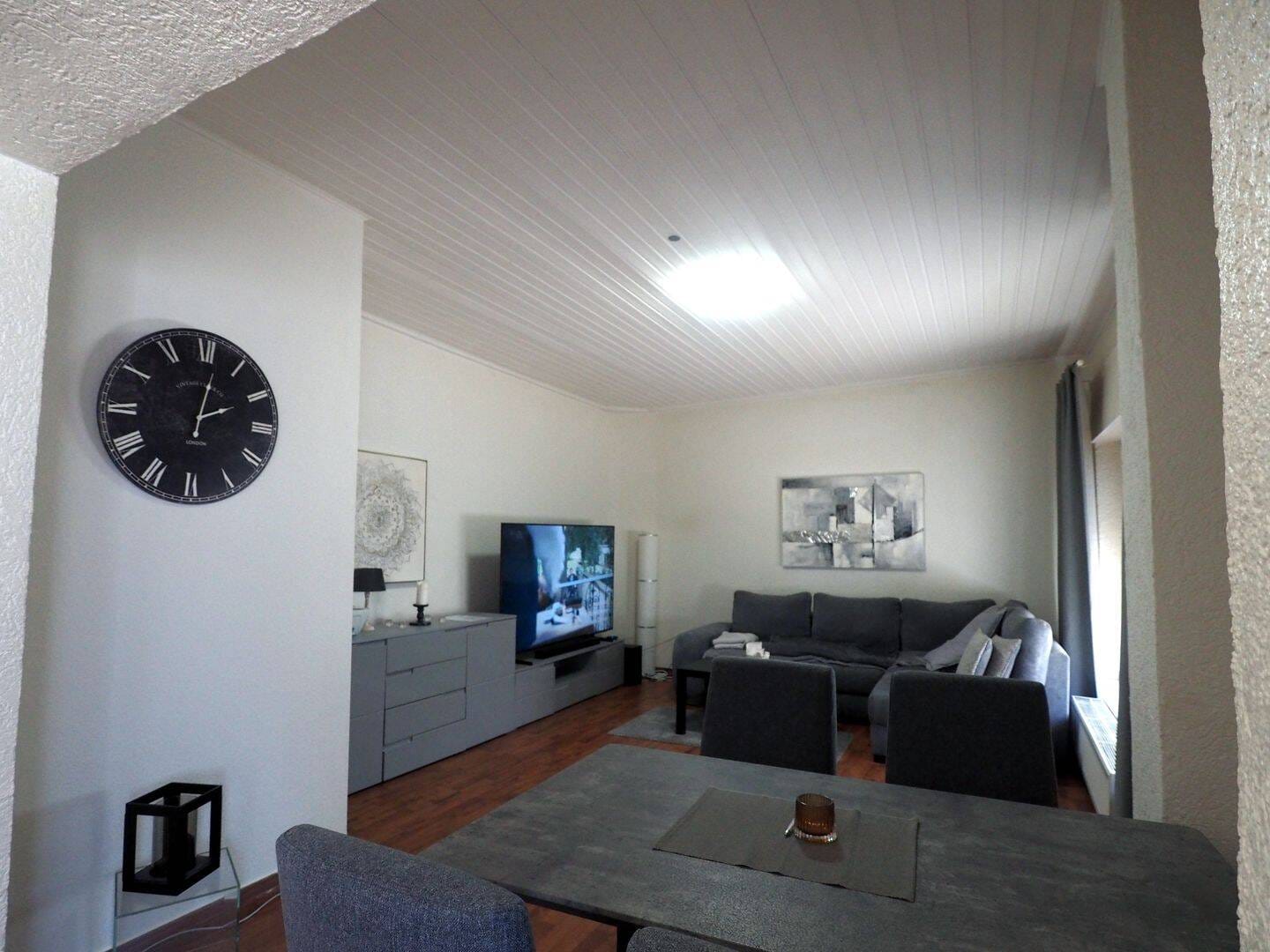 Immobilie in Bedburg - ++ BETONGOLD: 4 - Familienhaus mit viel Historie in bester Bedburger Lage! - Bild 3