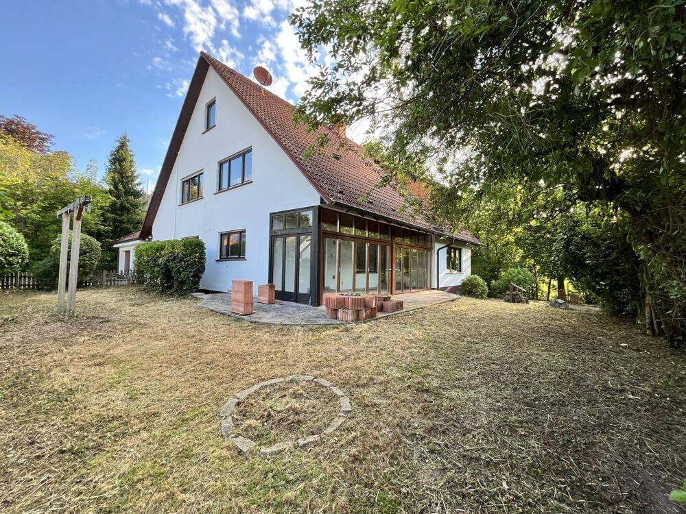 Immobilie in Schweinfurt - Provisionsfrei: Seltene Gelegenheit im Höllental - Großzügiges Einfamilienhaus - Bild 1