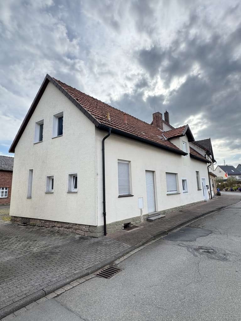 Immobilie in Borgentreich - Charmantes Dreifamilienhaus in Borgentreich / Kapitalanlage - Bild 2