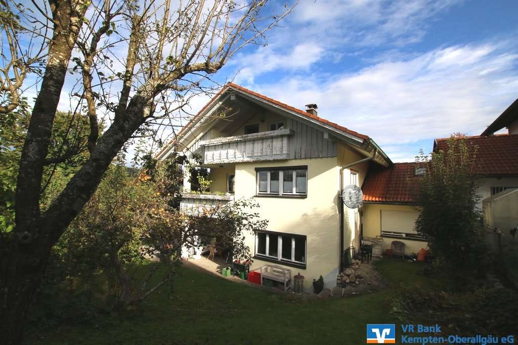 Immobilie in Wildpoldsried - 3-Familienhaus in ruhiger Ortslage von Wildpoldsried - EG Wohnung frei! - Bild 0