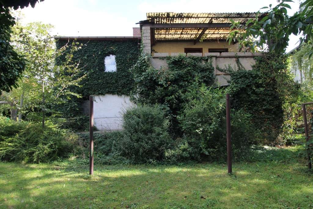 Immobilie in Weinböhla - Einfamilienhaus mit Garage und großem Grundstück - Bild 2
