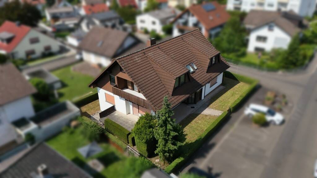Immobilie in Linden - Repräsentatives, großzügiges Mehrfamilienhaus mit zwei Wohneinheiten in attraktiver Lage von Lind... - Bild 0