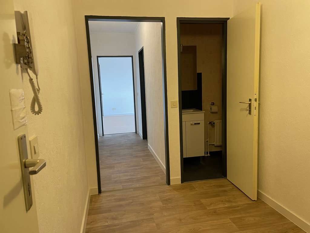Immobilie in Delmenhorst - NAHE DEM DELME KLINIKUM! Eigentumswohnung mit Tiefgaragenstellplatz für Kapitalanleger. - Bild 2