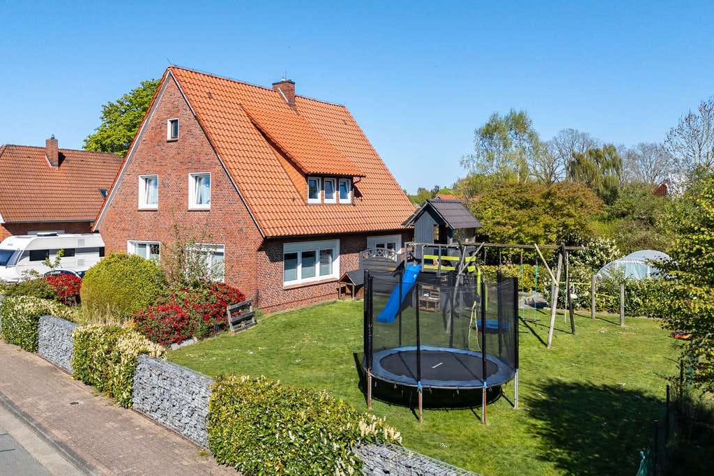 Immobilie in Saterland - Familienfreundliches Einfamilienhaus in ruhiger Wohnsiedlung, Obj. 9738 - Bild 2