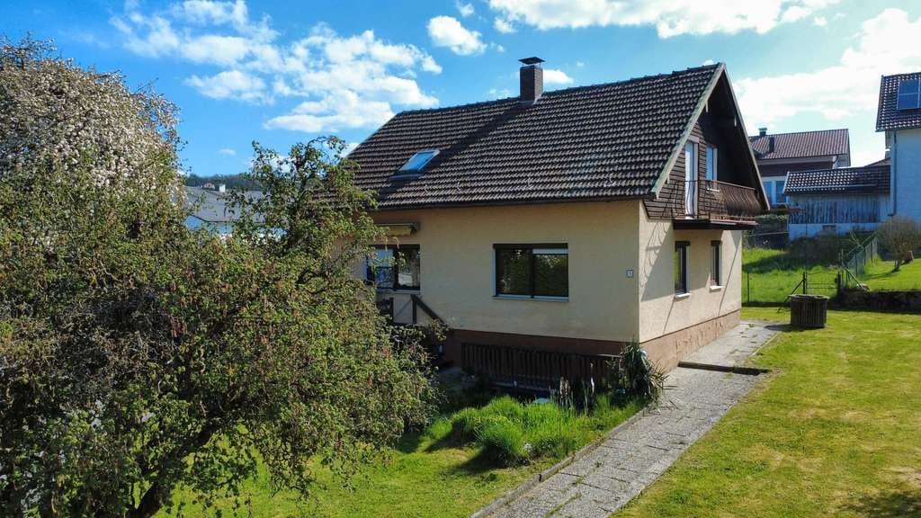 Immobilie in Hengersberg - Bestandsimmobilie zur Kernsanierung oder Neubebauung - Bild 1