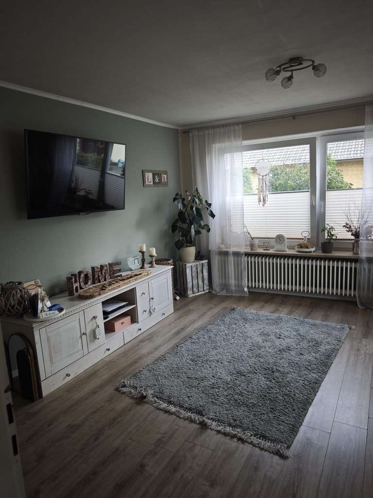 Immobilie in Kiebitzreihe - Einfamilienhaus in Sackgassenlage und Wintergarten - Bild 0