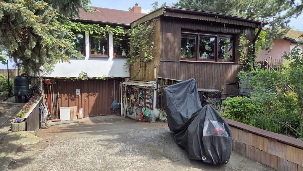 Immobilie in Aken (Elbe) - Zuhause mit 4 Zimmern/Keller/Gartenhaus/Pool/großem grünen Grundstück in Aken OT Kühren - Bild 2
