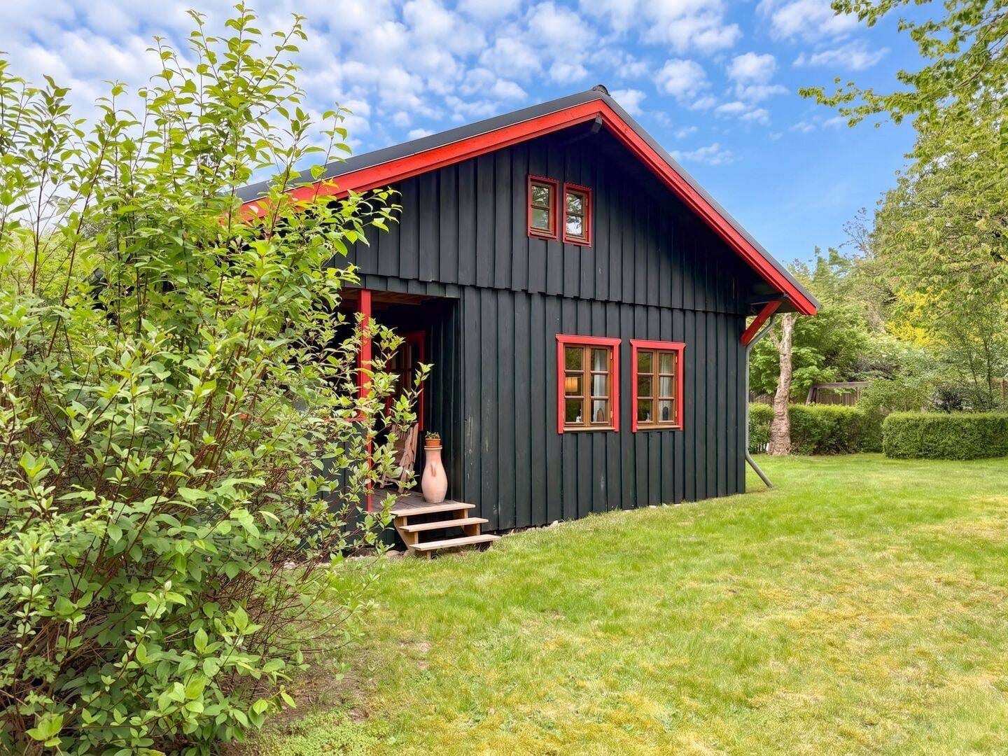 Immobilie in Dörpstedt - Klein, fein, mein - Ferien-Holzhaus zwischen den Meeren - Bild 0