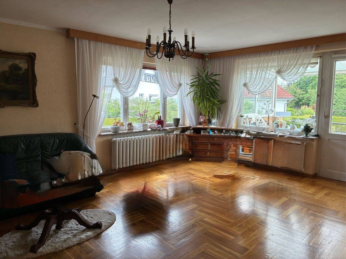 Immobilie in Graal-Müritz - Geräumiges sanierungsbedürftiges Einfamilienhaus mit Terrasse und Bungalow in Graal-Müritz - Bild 2
