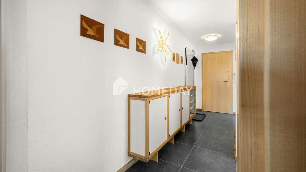 Immobilie in Gschwend - Premium-3-Zimmer-Wohnung: Aufwendig modernisiert mit Kamin, Balkon & hochwertiger Ausstattung - Bild 2